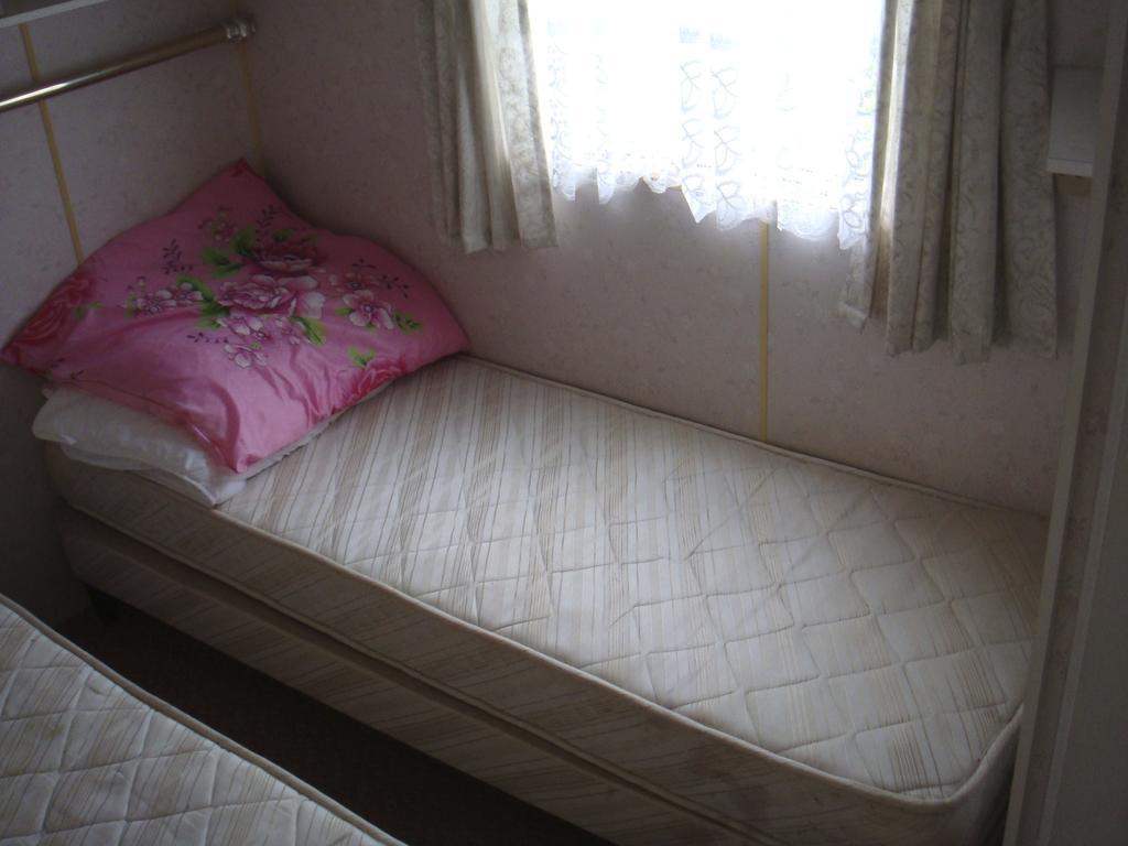 Guest House Kalnu pūpoli Šenheida Chambre photo