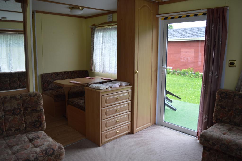Guest House Kalnu pūpoli Šenheida Extérieur photo