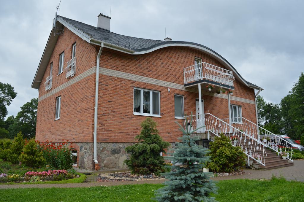 Guest House Kalnu pūpoli Šenheida Extérieur photo